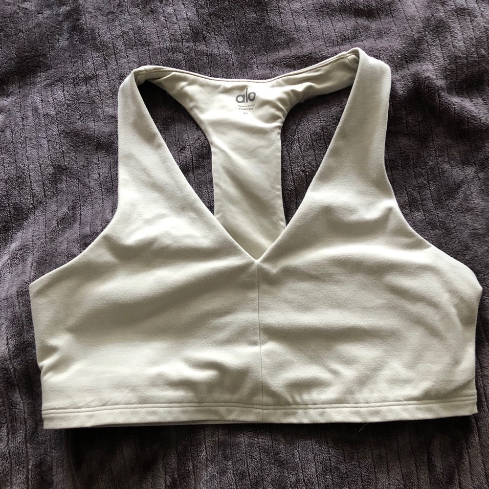 Size medium ALO sports bra